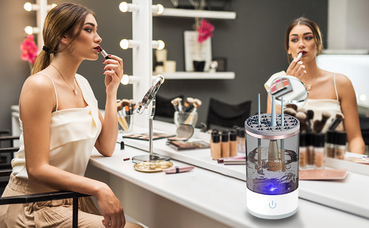 Pourquoi nettoyer vos pinceaux de maquillage régulièrement est indispensable