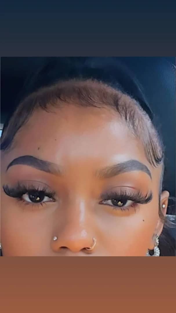 Faux cils