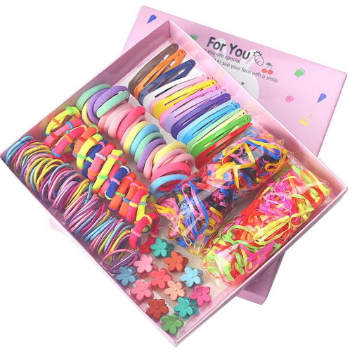 Lot de 780 accessoires cheveux colorés pour bébés filles : élastiques, chouchous, pinces et barrettes.