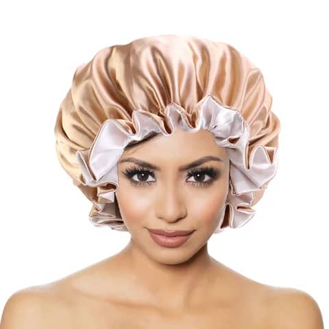Bonnet en satin réversible